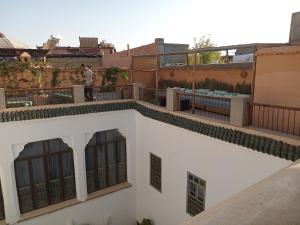 Budova, kde se riad nachází