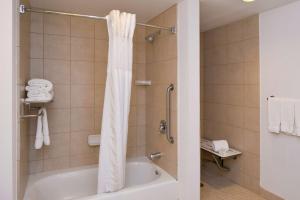 Vannituba majutusasutuses Hilton Garden Inn Yuma Pivot Point