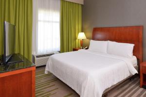 Voodi või voodid majutusasutuse Hilton Garden Inn Yuma Pivot Point toas