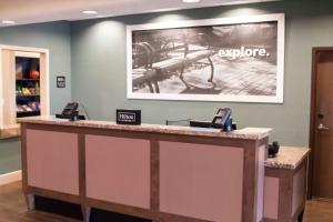 The lobby or reception area at Hampton Inn & Suites Dallas/Frisco North-Fieldhouse USA