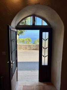 Φωτογραφία από το άλμπουμ του Charmant duplex au coeur de Cargese vue mer σε Cargèse