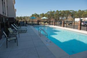 Swimming pool sa o malapit sa Hampton Inn Bainbridge, GA