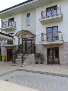 Zgradba, v kateri se nahaja apartma