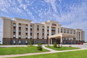 a rendering of a hotel building at Hampton Inn and Suites Ames, IA in Ames