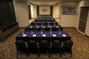 Zona business o sala conferenze di Hampton Inn by Hilton Irapuato