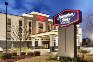 a sign for a hampton inn in front of a building at Hampton Inn Yemassee/Point South, Sc in Yemassee