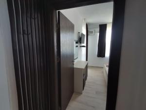 Kuchyň nebo kuchyňský kout v ubytování Вила Дъбрава