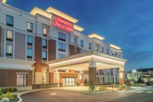 a rendering of the front of a hotel at Hampton Inn & Suites Newburgh Stewart Airport, NY in Newburgh