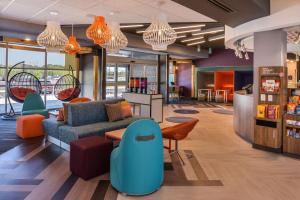 Tru By Hilton Little Rock West的休息区