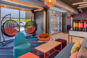 Tru By Hilton Little Rock West的休息区