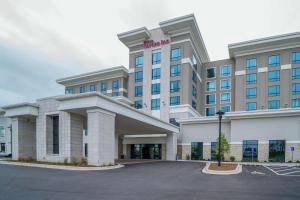 a rendering of the front of a hotel at Hilton Garden Inn Madison Sun Prairie in Sun Prairie