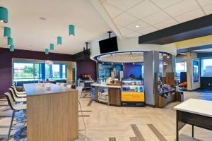 Restaurace v ubytování Tru by Hilton Syracuse North Airport Area
