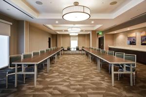 Home2 Suites by Hilton Los Angeles Montebello商务区和/或会议室