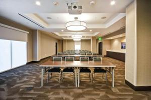 Home2 Suites by Hilton Los Angeles Montebello商务区和/或会议室