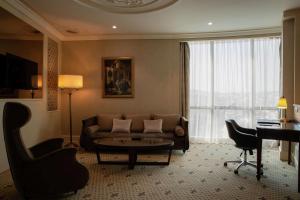 DoubleTree By Hilton Gaziantep的休息区