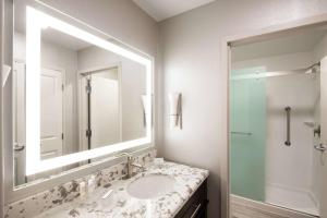 Phòng tắm tại Homewood Suites By Hilton Steamboat Springs +21 ảnh
