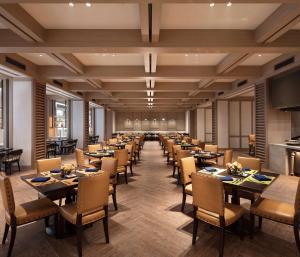 文安鲁能希尔顿酒店餐厅或其他用餐的地方