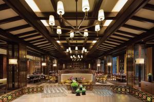 文安鲁能希尔顿酒店的休息区