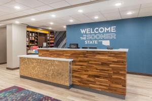 Hampton Inn And Suites Guymon大厅或接待区