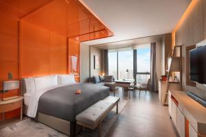 成都领地希尔顿嘉悦里酒店（亚太首家，Canopy by Hilton）客房内的一张或多张床位