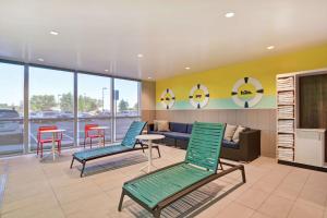 Tru By Hilton Idaho Falls Id的休息区