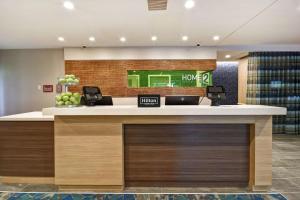 乔治城Home2 Suites By Hilton Georgetown的大堂设有1个带 ⁇ 香露露露露露露露露露露露露露露露露露露露露露露露露露露露露露露露 更多27张照片