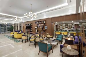 Doubletree By Hilton Afyonkarahisar的休息区