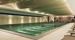 Swimmingpoolen hos eller tæt på Doubletree By Hilton Afyonkarahisar