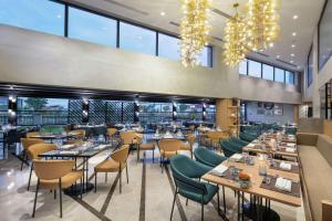 Doubletree By Hilton Afyonkarahisar餐厅或其他用餐的地方
