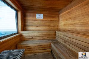 Fotografie z fotogalerie ubytování 2BR Updated Condo - Close to the Strip - Stairs Required - 2 Pools - FREE TICKETS INCLUDED - FHE-3 v destinaci Branson