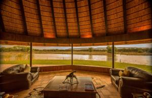 Et sittehjørne på Mount Etjo Safari Lodge