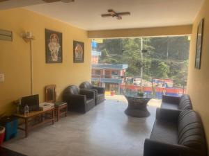 Posezení v ubytování Prashiddha Resort