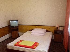 Łóżko lub łóżka w pokoju w obiekcie Karet Obiekt Hotelowy