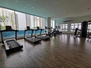 Fitness centrum a/nebo fitness zařízení v ubytování MesaHill Homestay, Nilai by S&T Homez