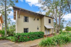 Budova, kde se vila nachází