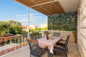 Balkón nebo terasa v ubytování Apartments Martic