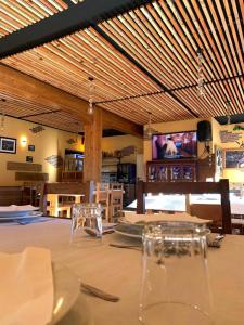 A television and/or entertainment centre at El cordal de laciana