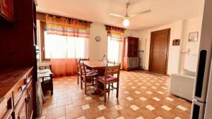Kuchyňa alebo kuchynka v ubytovaní Casa Vacanza Vista Mare Salento