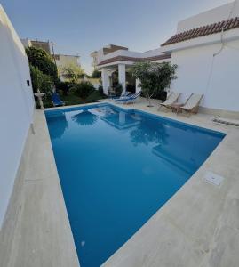 The swimming pool at or close to Luxor Rose Villa Még 19 kép