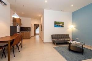 Kuchyň nebo kuchyňský kout v ubytování The Signature Serviced Suites Puchong