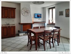 Kuchyň nebo kuchyňský kout v ubytování Casa Alice con bellissimo giardino e BBQ