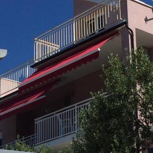 Balkón nebo terasa v ubytování Apartments Pisac