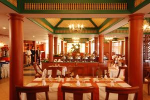 The Raviz Kadavu, Kozhikode餐厅或其他用餐的地方