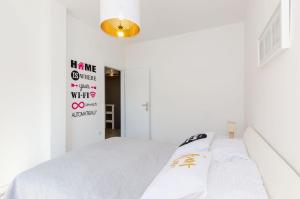 Posteľ alebo postele v izbe v ubytovaní Apartment Sea Shell + 37 fotografií