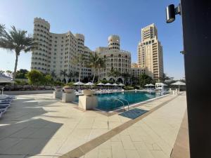 Kolam renang di atau dekat dengan I Like Al Hamra Palace - Elite Beach & Golf Resort Private Suites
