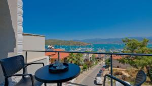 Příroda nedaleko hotelu + 8 fotografií