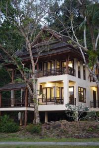 Zahrada ubytování Kooncharaburi Resort - Koh Chang