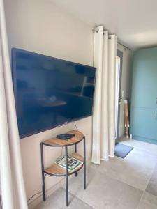 TV o dispositivi per l'intrattenimento presso LIS ESTELLO - Gîte à FLAYOSC VAR