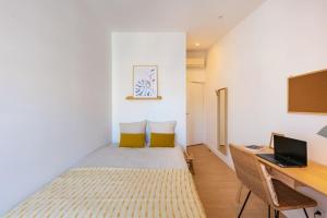 Ένα ή περισσότερα κρεβάτια σε δωμάτιο στο 10CAN Appartement Vieux Port - 6 pers max