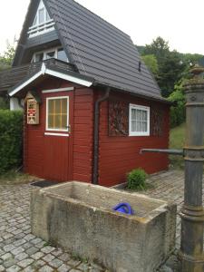 Budova, kde se prázdninový dům nachází + 3 fotografie